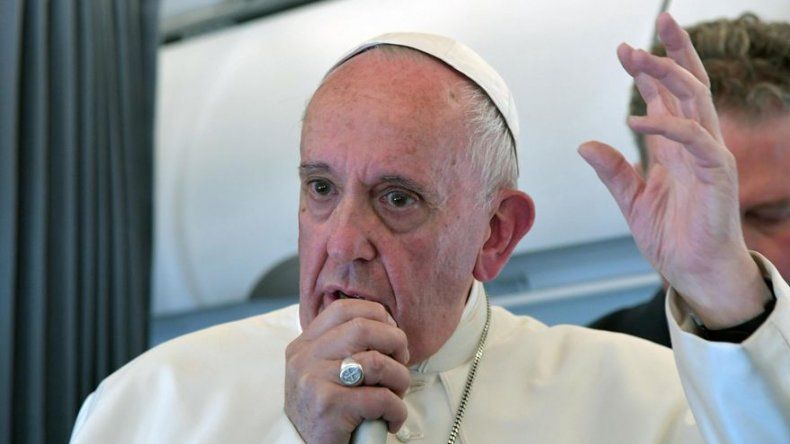 El papa asegura que no juzgará a Trump sin haberlo escuchado antes