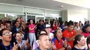 Empleados aseguran que el paro dejará pérdida diaria de 1 mdd a la AMP Empleados aseguran que el paro dejará pérdida diaria de 1 mdd a la AMP