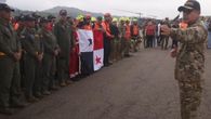 Rescatistas panameños parten hacia Venezuela.