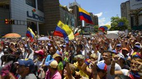 El chavismo y la oposición retoman pugna callejera con llamados a protestas