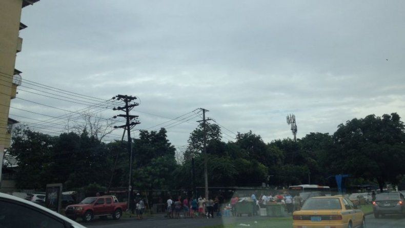 Residente de Viejo Veranillo rechazan instalación de medidores prepago