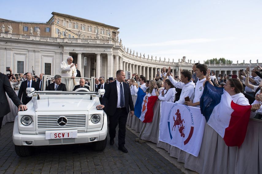 Los fieles presentes expresaron su alegría al ver el regreso de esta tradición.&nbsp;