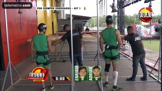 Calle 7 Panamá - Por Siempre Enredados Hombres hit 1
