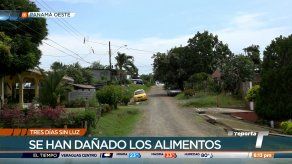 Moradores de comunidad en La Chorrera llevan tres días sin suministro de energía eléctrica