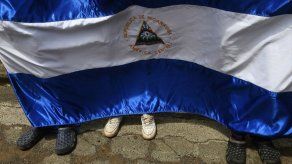 Denuncian profanación de templo católico por encapuchados en Nicaragua