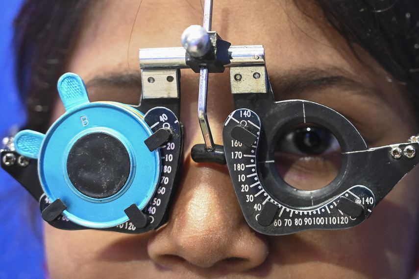 La covid-19 afecta a la salud ocular incluso tras superarla, según un estudio