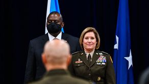 La general Laura J. Richardson, comandante del Comando Sur de los EE. UU.