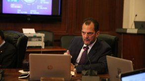 Contralor pide a Yanibel Ábrego informe sobre contratos de publicidad con emisoras