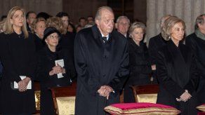 La inspección se abrió a pedido de la fiscalía del Tribunal Supremo y ya le fue notificada a Juan Carlos, indicaron las fuentes judiciales.
