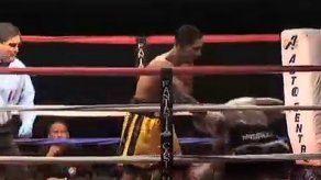 La Fiera Martínez retiene título súper gallo