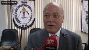 Presentan candidatura independiente de Chen González para Contralor