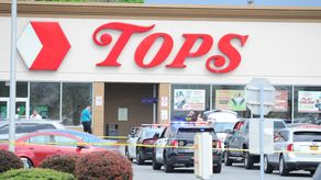 Otras personas resultaron heridas.