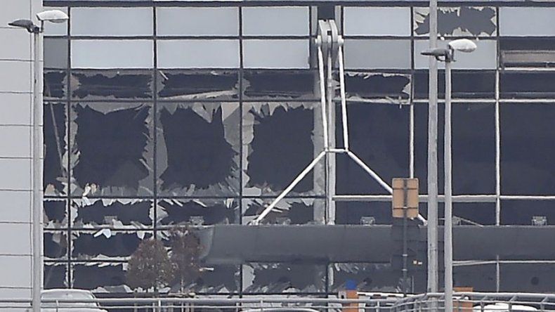 Confirman al menos 21 muertos y 35 heridos en los atentados de Bruselas