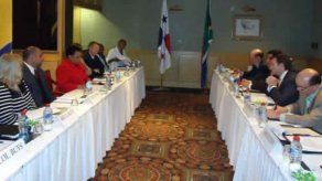 Culmina visita a Sudáfrica del Vicecanciller panameño