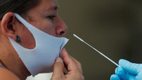 Pese a que Panamá está en un proceso de vacunación contra el COVID-19, el uso de las mascarillas continúa siendo esencial.
