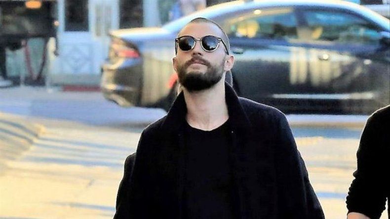 ¿Por qué se truncó la carrera sobre las pasarelas de Jamie Dornan?