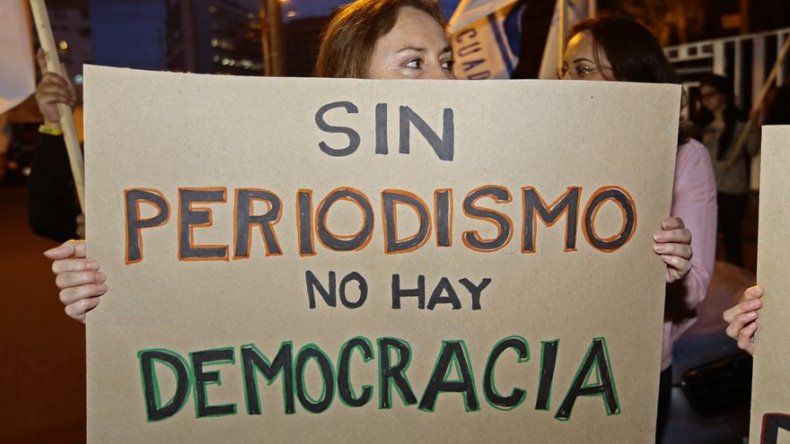 Gobierno de Ecuador suspende proceso de disolución de ONG de prensa