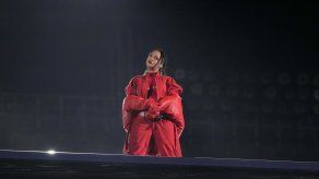 Rihanna en el Halftime show del Super Bowl 2023.