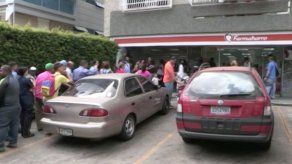 La cada vez más complicada tarea de encontrar medicamentos en Venezuela