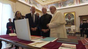 Biden habla con el papa Francisco de cambio climático Biden habla con el papa Francisco de cambio climático
