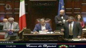 Parlamento italiano aprobó ley que legaliza la unión homosexual