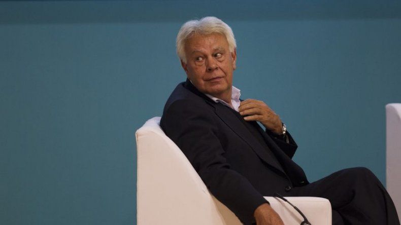 Felipe González entra en la variada y larga lista de personas no deseadas