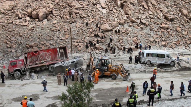Al menos 4 muertos, 1 desaparecido y 10 heridos por lluvias en Perú