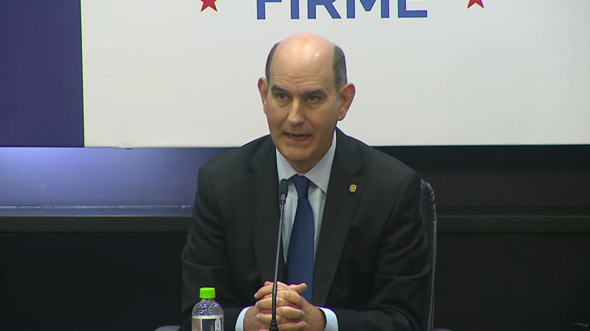 Ministro Felipe Chapman advierte que sin reformas