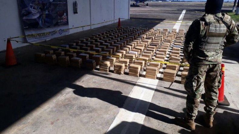 Juez condena a tres colombianos a 8 años de prisión por tráfico internacional de droga