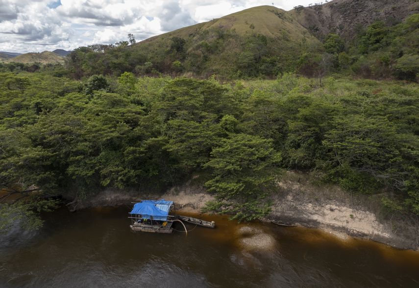 Bolsonaro ha dicho que los pueblos indígenas deberían gozar del derecho a la autodeterminación