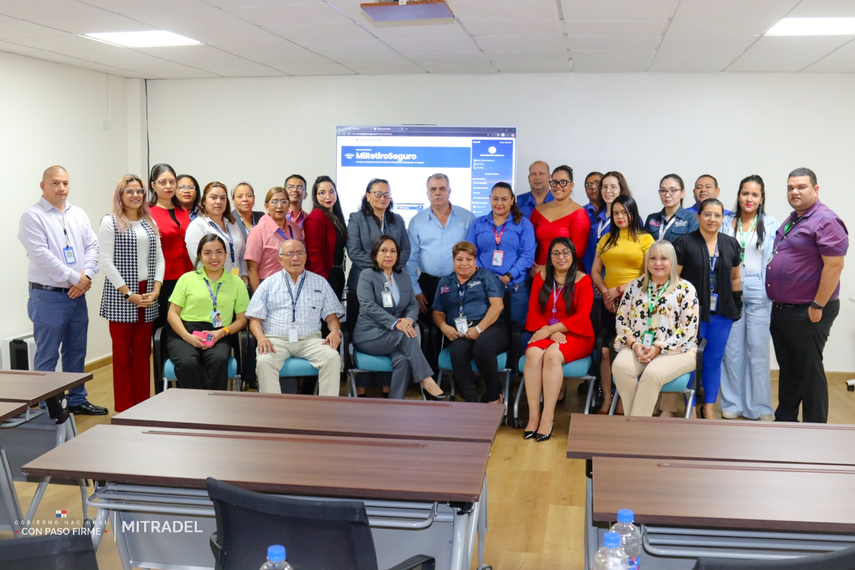 MITRADEL y CSS realizan capacitación sobre la Ley 462 para funcionarios en Chiriquí.