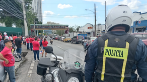 Policía Nacional en caravana y despedida a Luis Matador Tejada Policía Nacional en caravana y despedida a Luis Matador Tejada