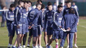 Messi se incorpora a una Argentina afectada por lesiones