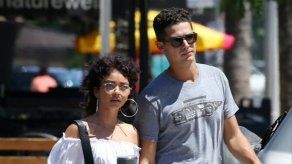 Sarah Hyland y Wells Adams ya se plantean un futuro paso por el altar