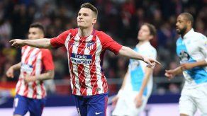 Atlético vence a La Coruña y se acerca a 9 de Barcelona