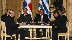 Torrijos y Vázquez firman convenio de agro y extradición