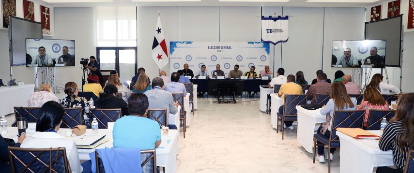 El Tribunal Electoral señaló que la reunión forma parte de un ciclo de reuniones que se vienen desarrollando para evaluar y perfeccionar el trabajo electoral con miras a la elección general del 2024.