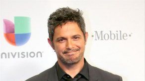 Alejandro Sanz homenajea a Paco de Lucía en México