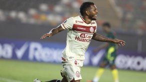 Negrito Quintero anotó en Libertadores con Universitario