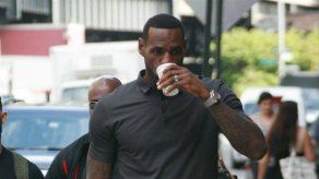LeBron James se alía con Warner Bros. para conquistar la ficción