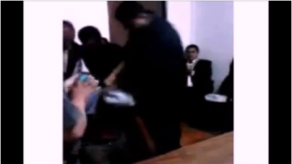 Vídeo revela a agentes de una fiscalía estatal mexicana torturando a detenido