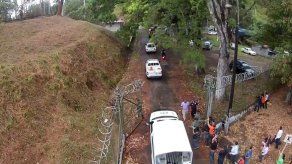 Moncada Luna ingresa al centro penitenciario El Renacer