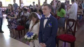 Peregrinos polacos se casan en la parroquia de Monagrillo
