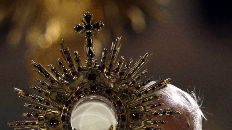 Rafael Correa invita a mandatarios a la visita del Papa