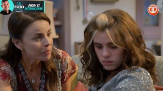 EL AMOR INVENCIBLE | Lola es recatada por su madre y su tío David.