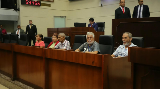 Jubilados vuelven a la Asamblea