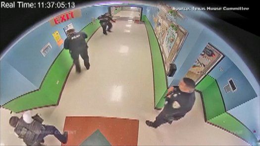 Respuesta policial caótica y apática a tiroteo en escuela de Texas, dice informe