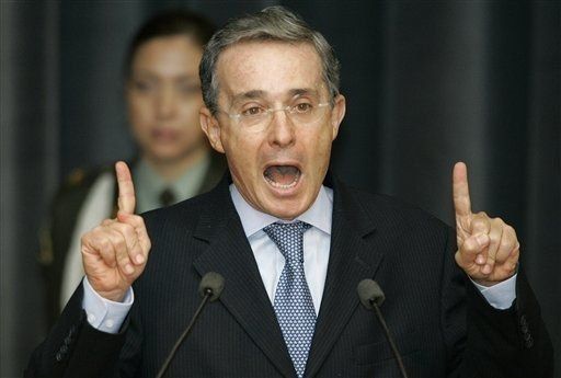 Presidente Uribe quiere repetir elección del 2006