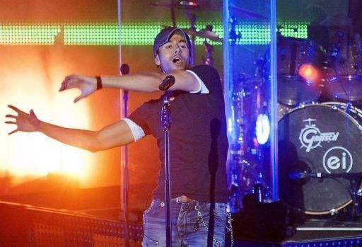 Enrique Iglesias apuesta por el eclecticismo en su nuevo disco