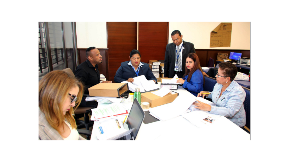 TE capacita a aspirantes por libre postulación sobre fiscalización electoral